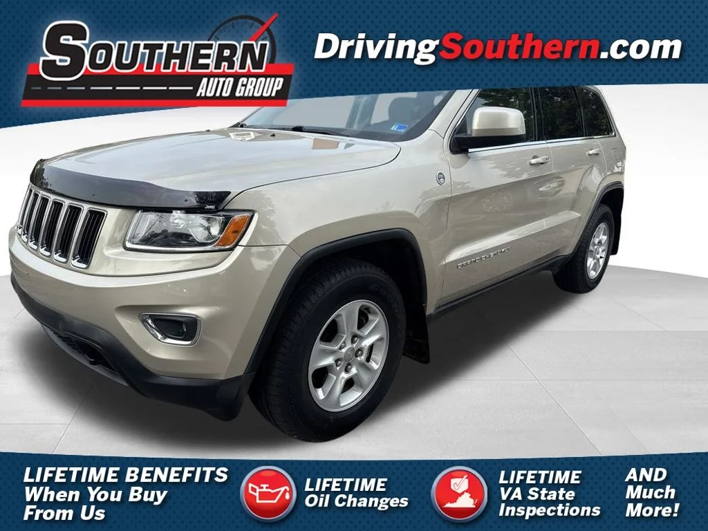 Used 2014 Beige Jeep Laredo image 1