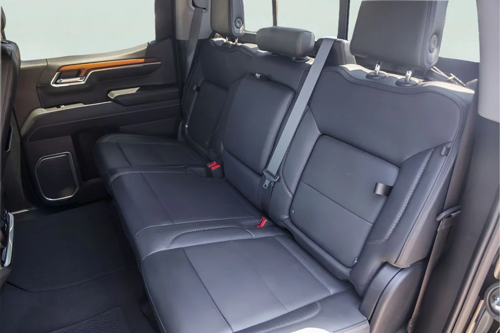 Used 2023 Black GMC Denali image 27