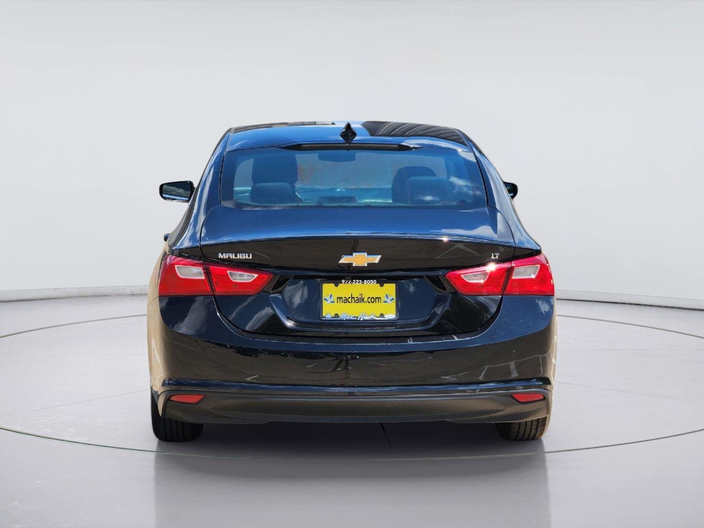 Used 2024 Mosaic Black Metallic Chevrolet LT image 5