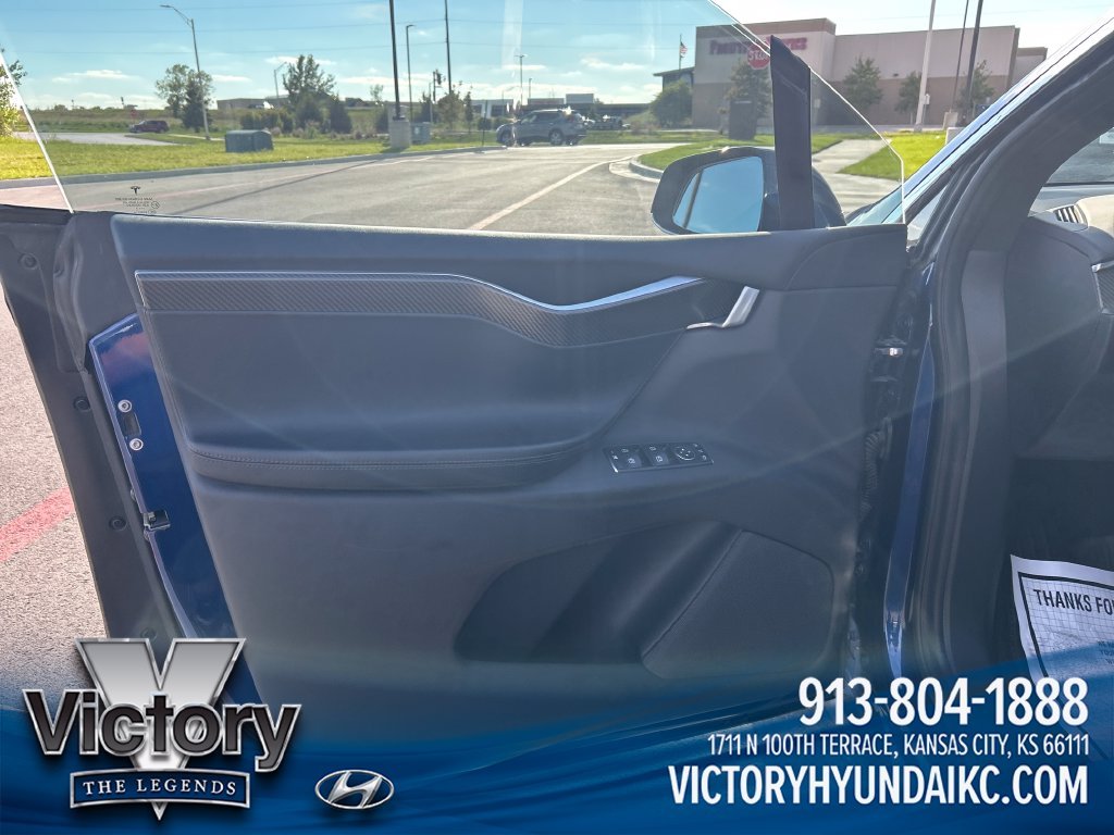 Used 2017 Blue Tesla 100D image 16