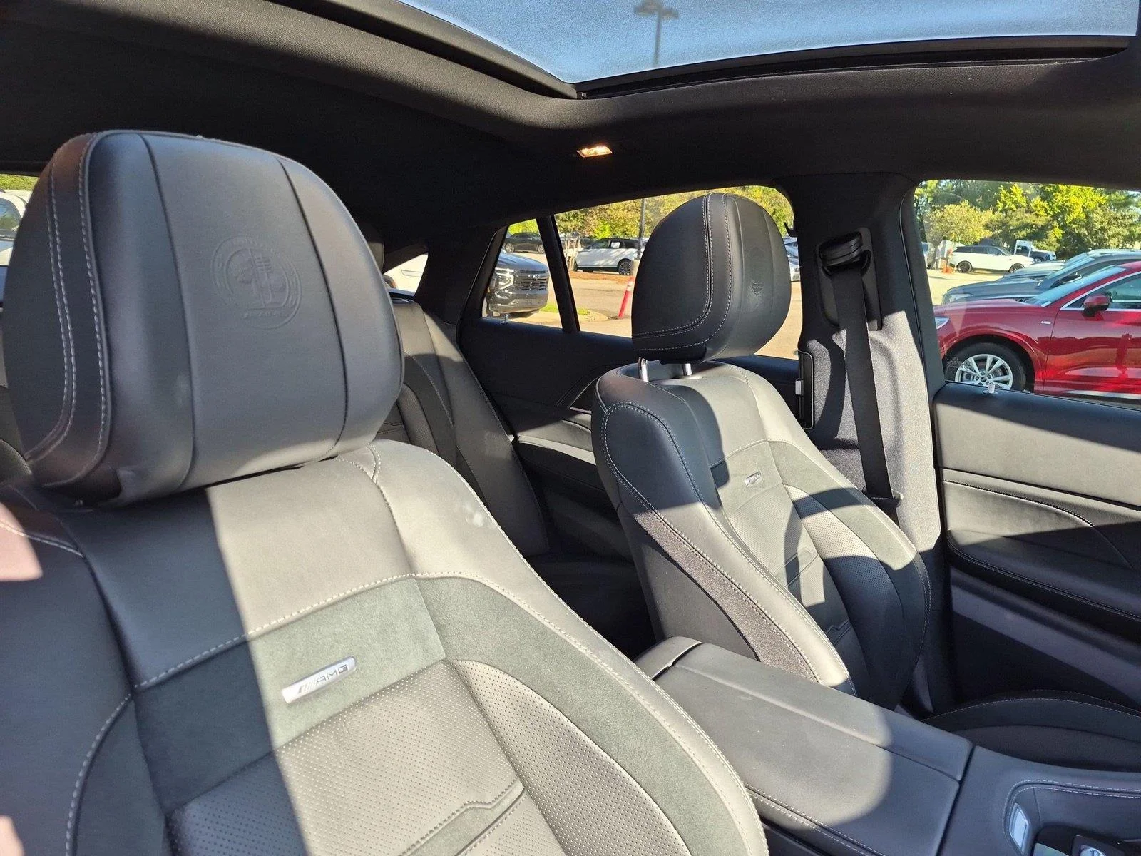 Used 2025 Black Mercedes-Benz AMG® GLE 53 image 35