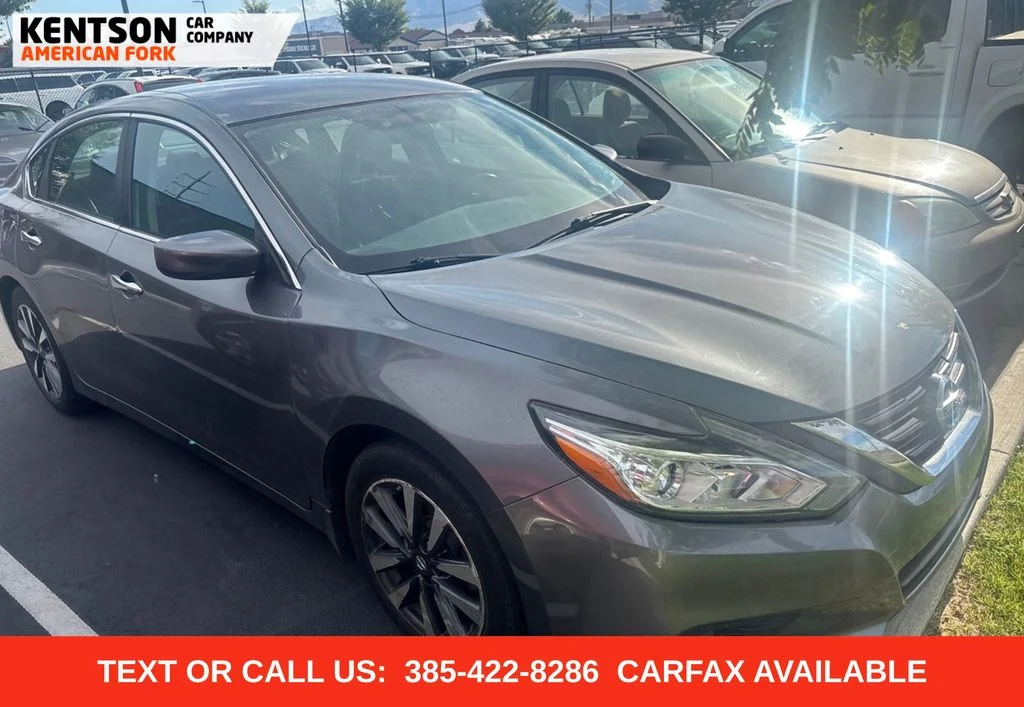 Used 2017 Gray Nissan 2.5 SV image 1