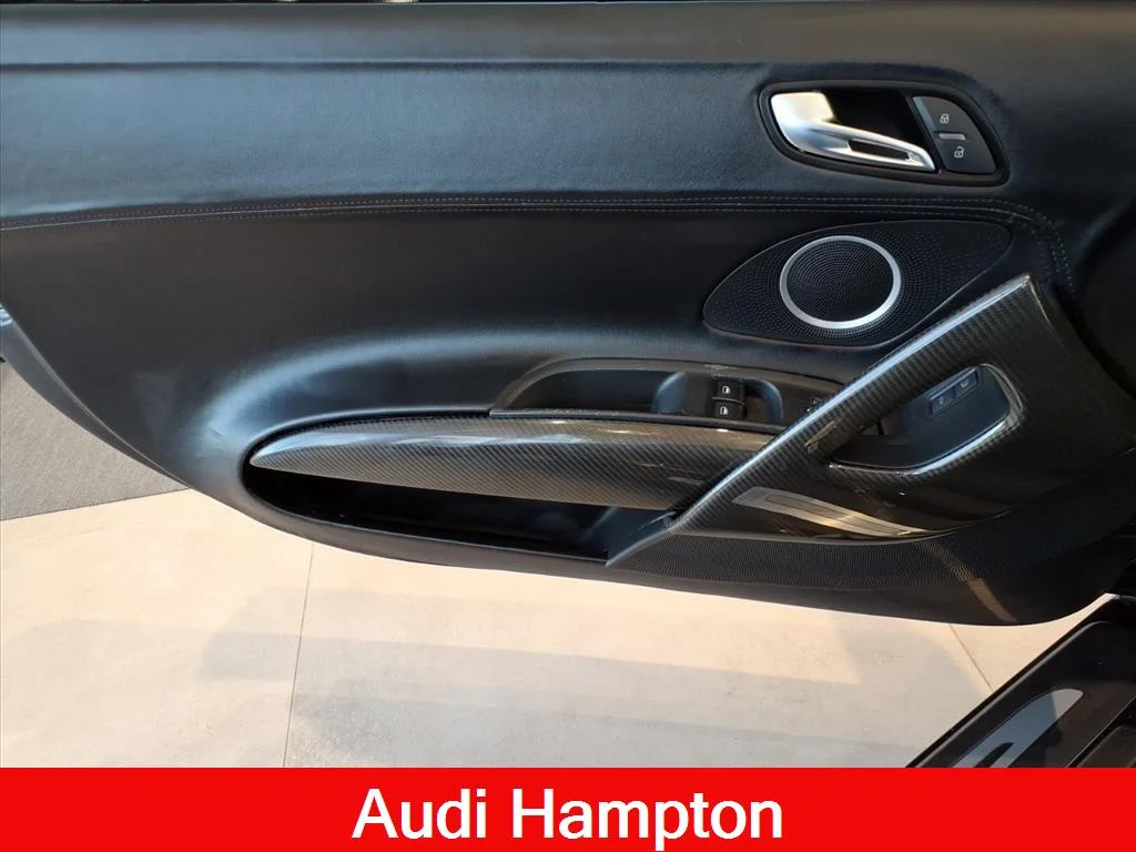 Used 2011 Phantom Black Pearl Audi 5.2L image 16