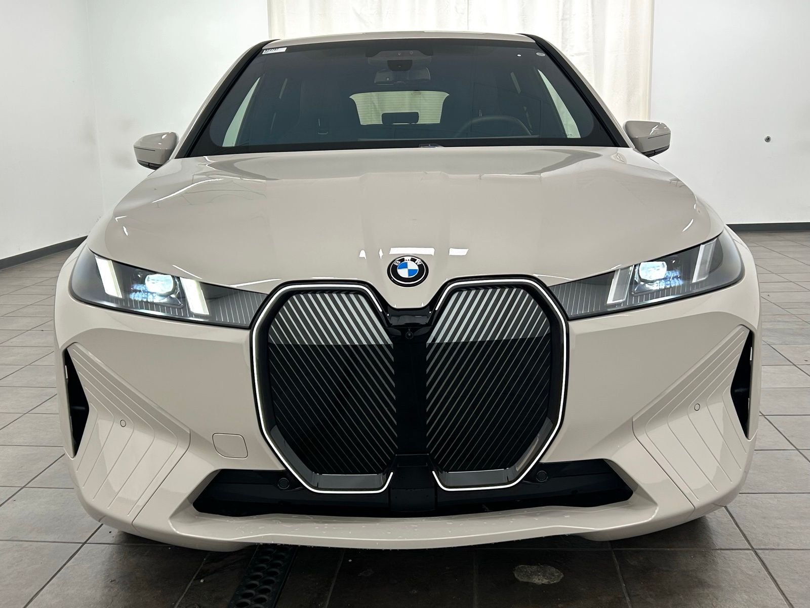 New 2026 Dune Grey Metallic BMW xDrive45 image 7