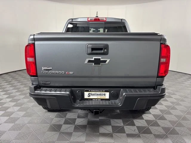 Used 2018 SATIN STEEL METALLIC Chevrolet 4WD ZR2 image 45