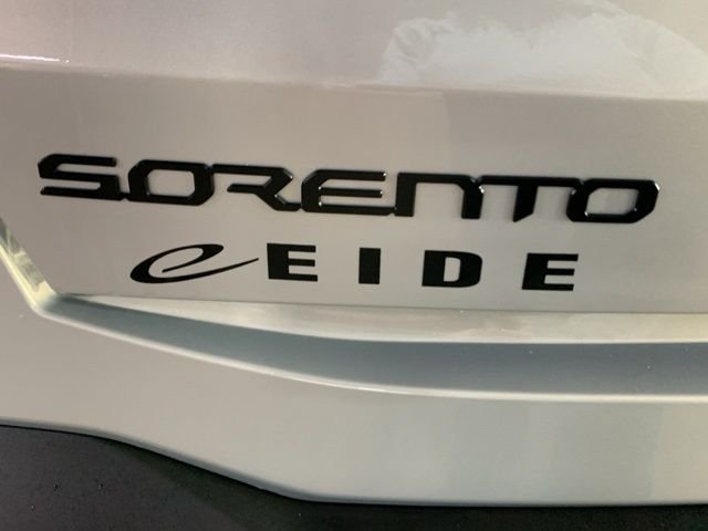 Used 2026 White Kia X-Line EX image 17