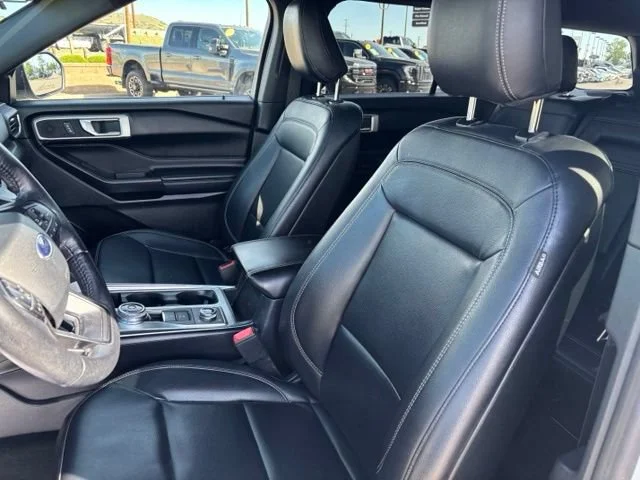 Used 2020 White Ford XLT image 12