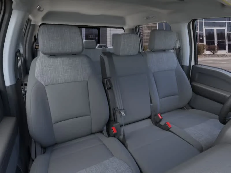 New 2026 Oxford White Ford F-250® XLT image 10