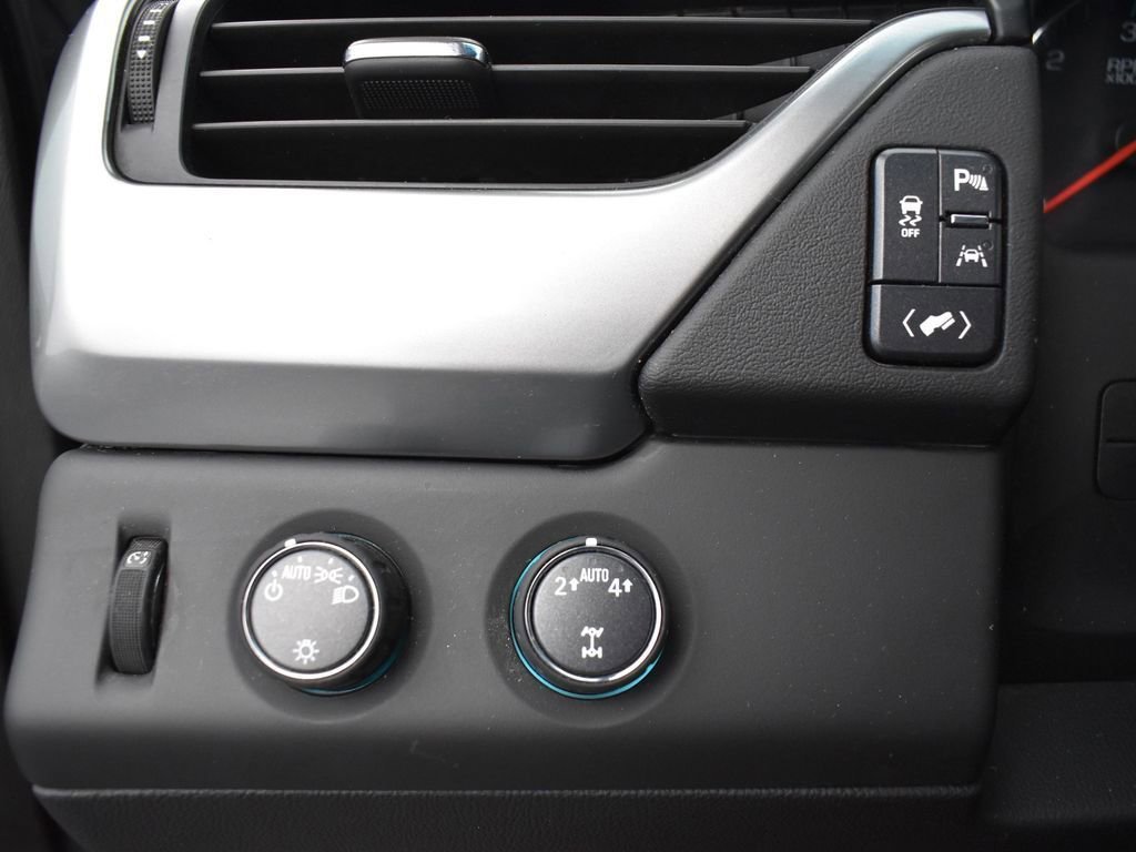 2020 CHEVROLET SUBURBAN - Image 11