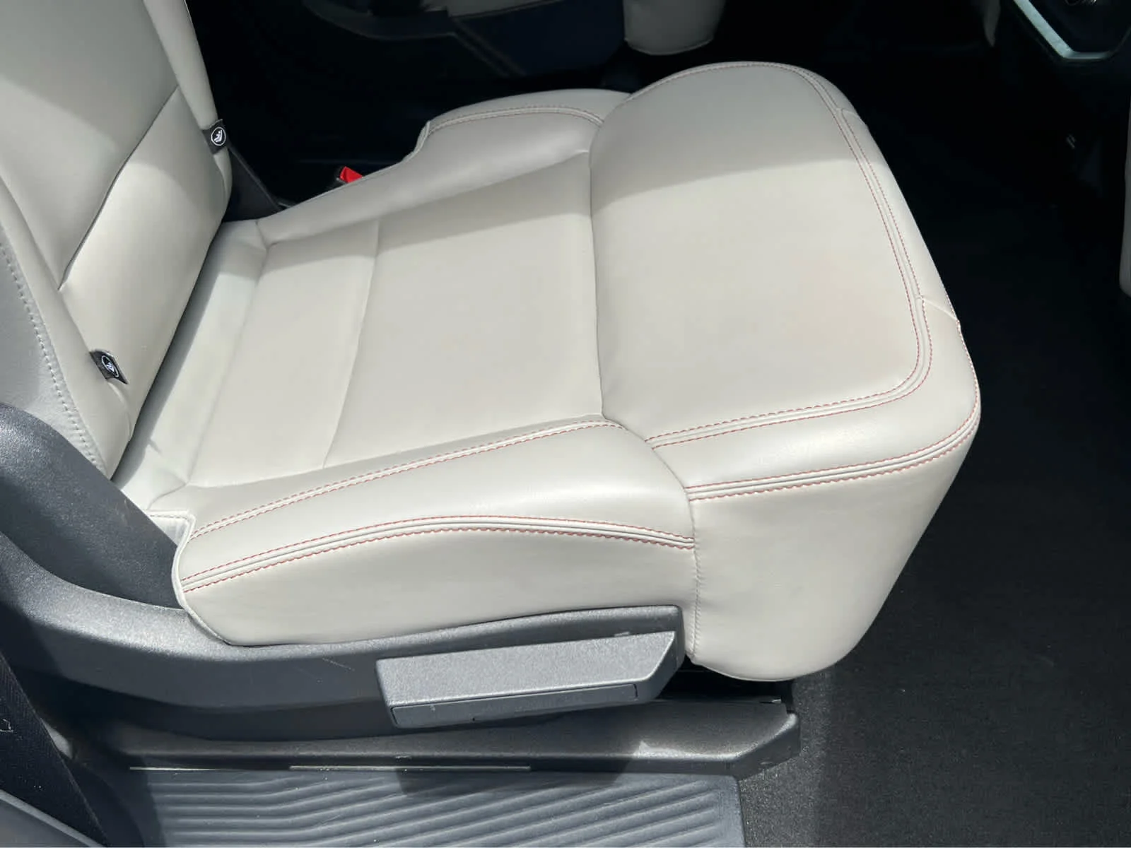Certified Used 2025 Space Silver Ford Active image 22