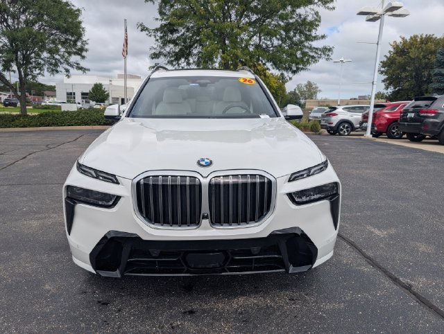 Certified Used 2026 Mineral White Metallic BMW xDrive40i image 9