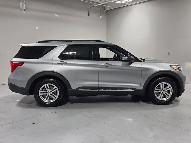 Used 2020 Silver Ford XLT image 16
