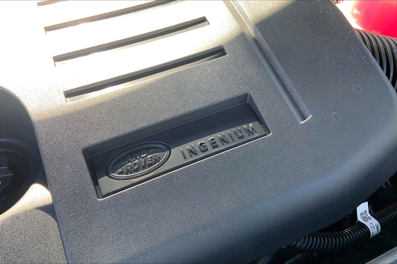 New 2027 Santorini Black Land Rover  SE P360 image 17