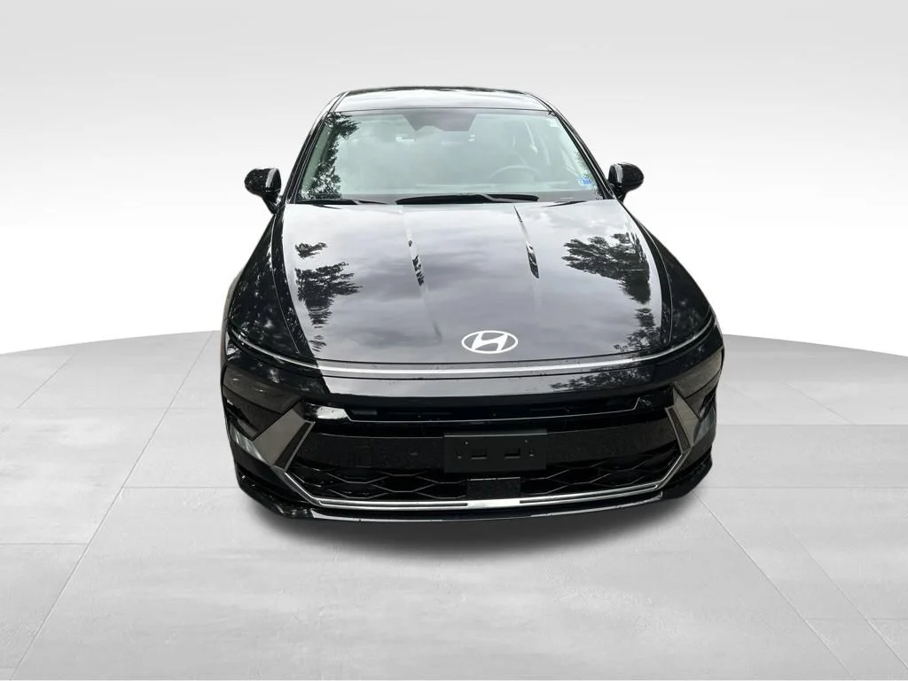 Used 2025 Blue Hyundai SEL image 9