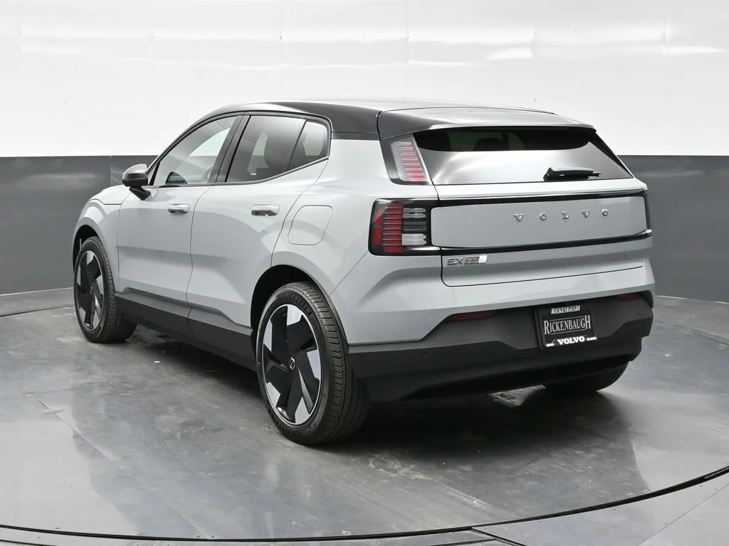 New 2026 Vapour Grey Volvo Twin Motor Performance Plus image 5