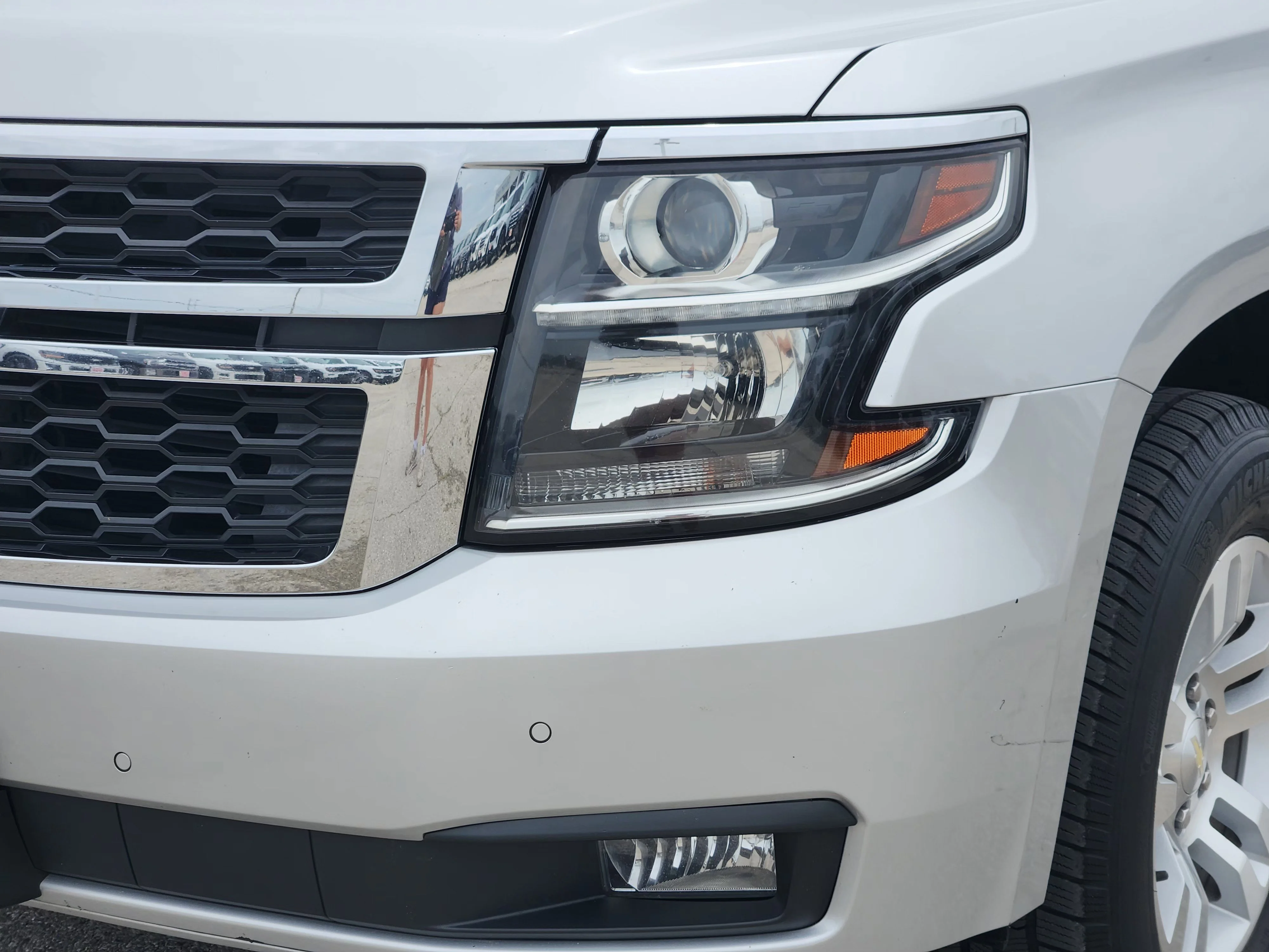 Used 2018 Silver Ice Metallic Chevrolet LT image 8