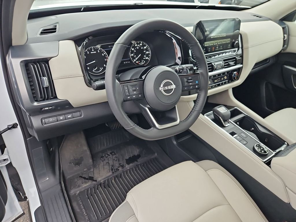 Certified Used 2025 White Pearl Nissan SL image 13