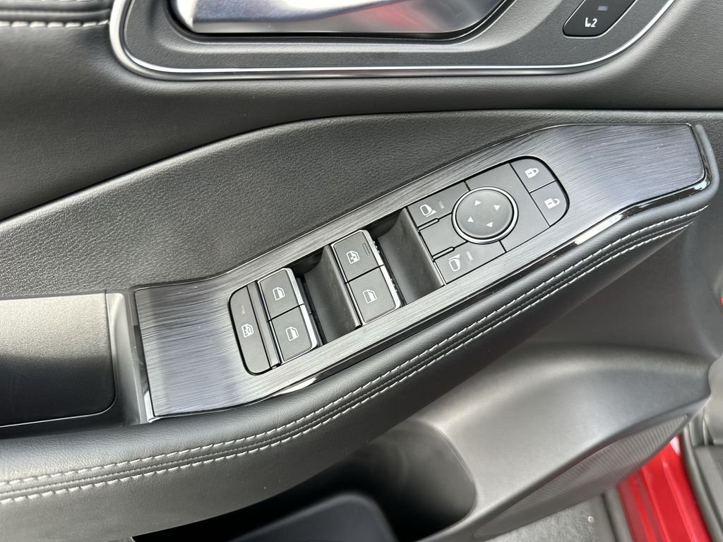 2026 Nissan Rogue Platinum - Photo 13