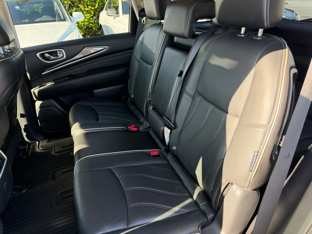 Used 2019  INFINITI LUXE image 23