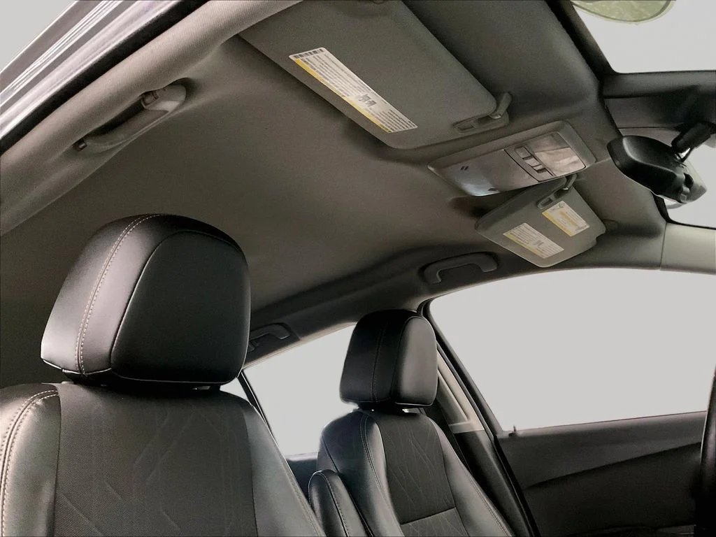 Used 2020 Gray Chevrolet LT image 26