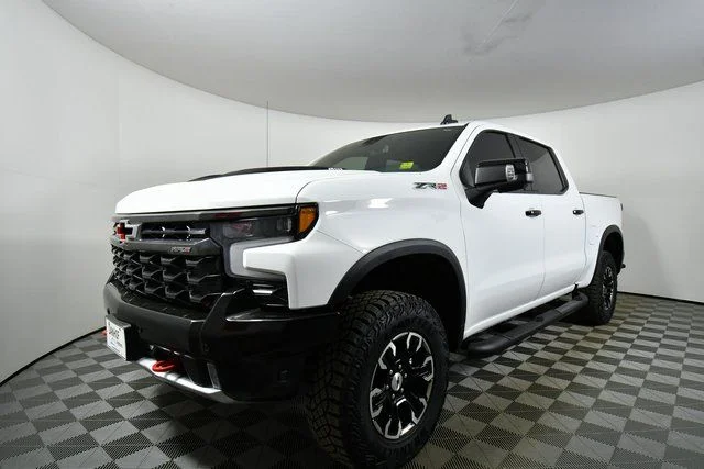 2025 Chevrolet Silverado 1500 ZR2 - Photo 6