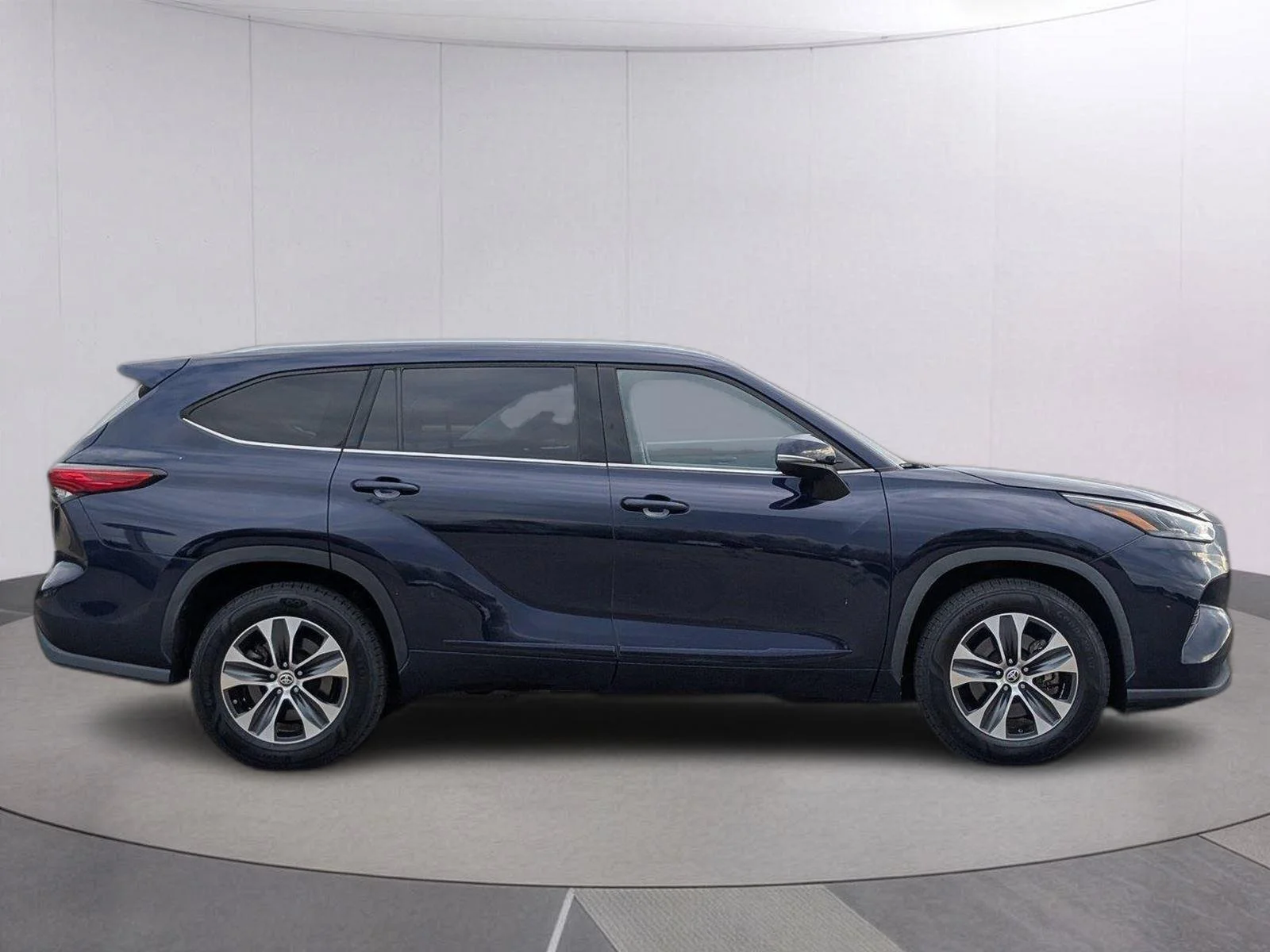 Used 2022 Blueprint Toyota XLE image 6