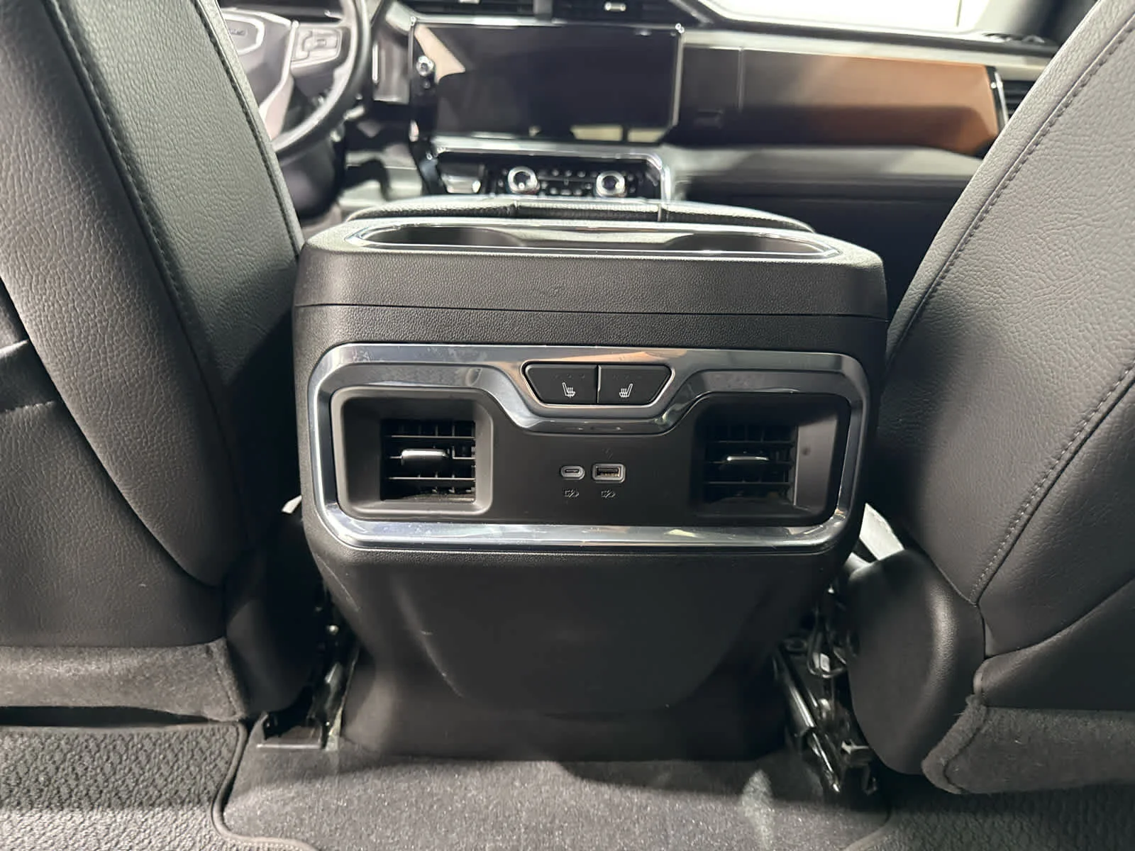 Used 2025 Titanium Rush Metallic GMC Denali image 13