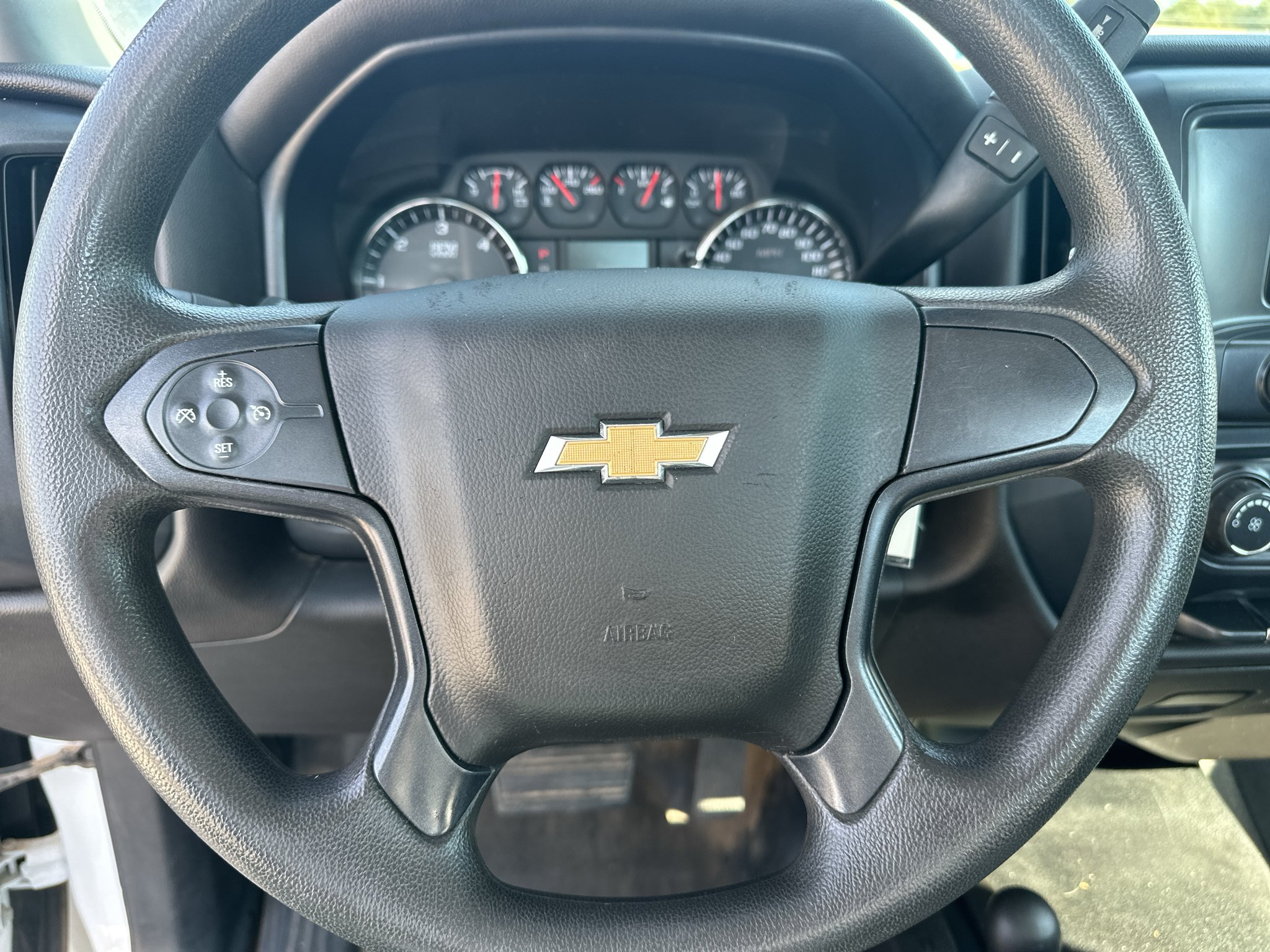 Used 2015 Summit White Chevrolet Work Truck image 17