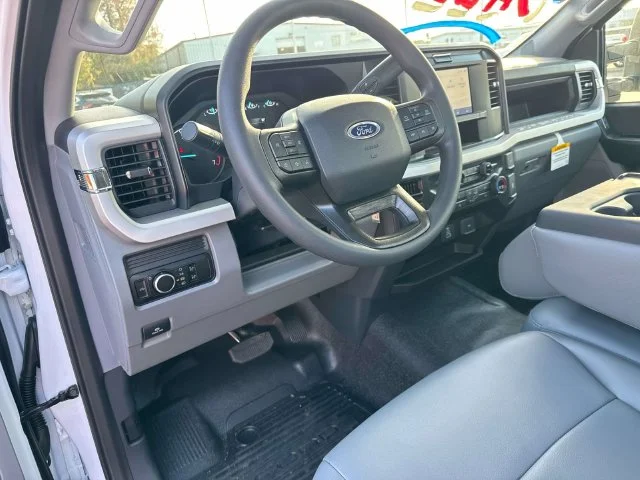 New 2026 Oxford White Ford F-350® XL image 45