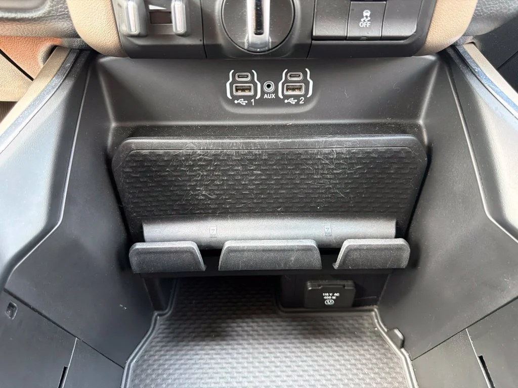Used 2022 White Ram Laramie image 30