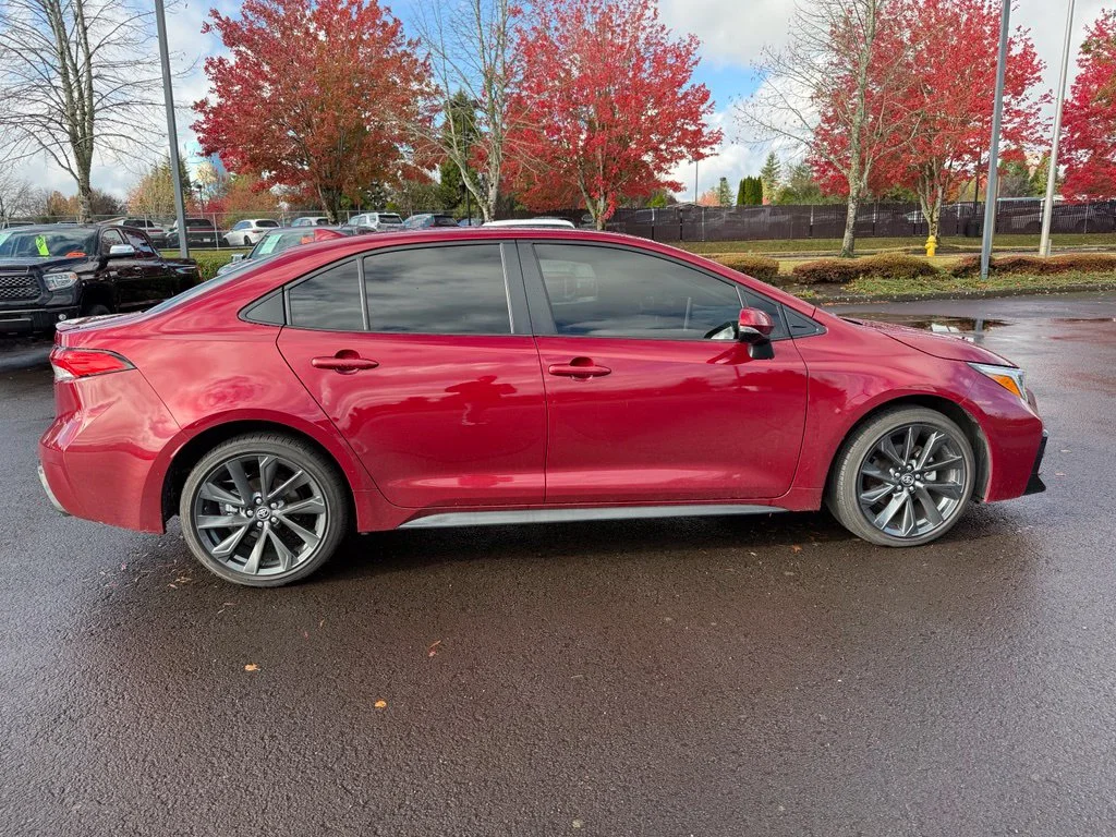 Used 2025 Ruby Flare Pearl Toyota SE image 8