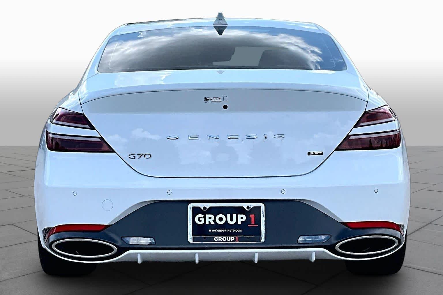 Used 2026 Alta White Genesis 3.3T Sport Prestige image 10