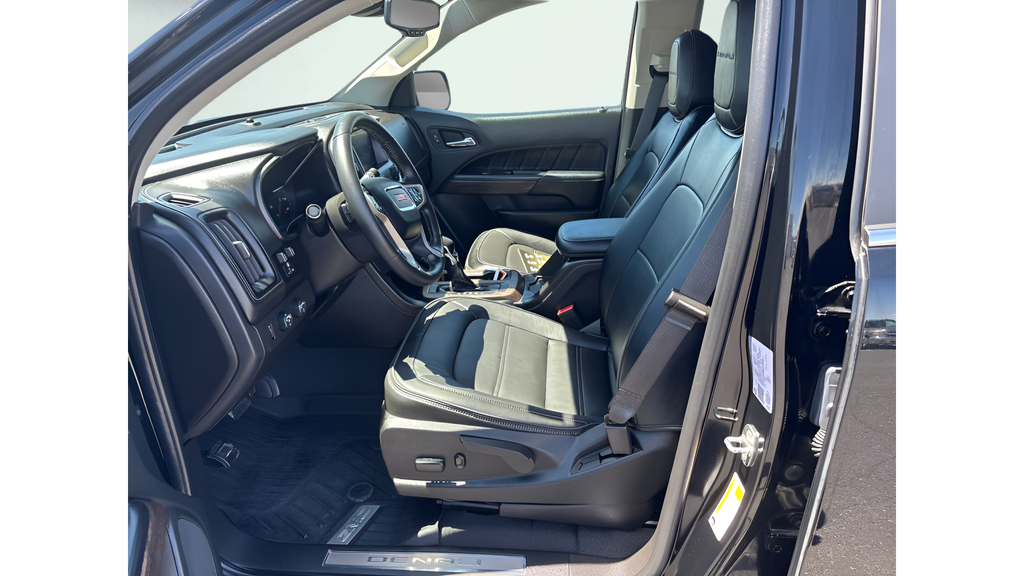 Used 2022 Black GMC Denali image 11