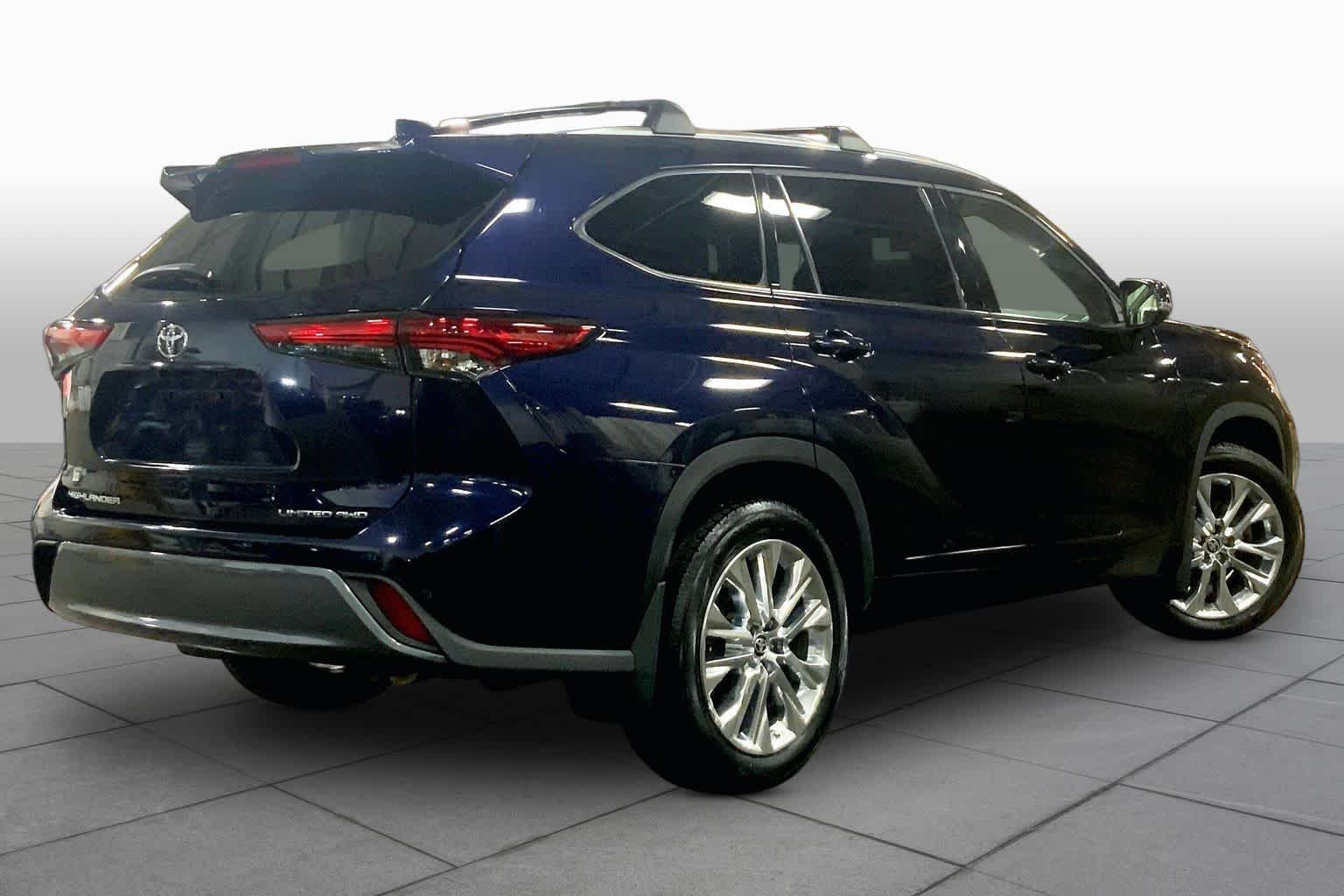 Used 2023 Blueprint Toyota Limited image 13