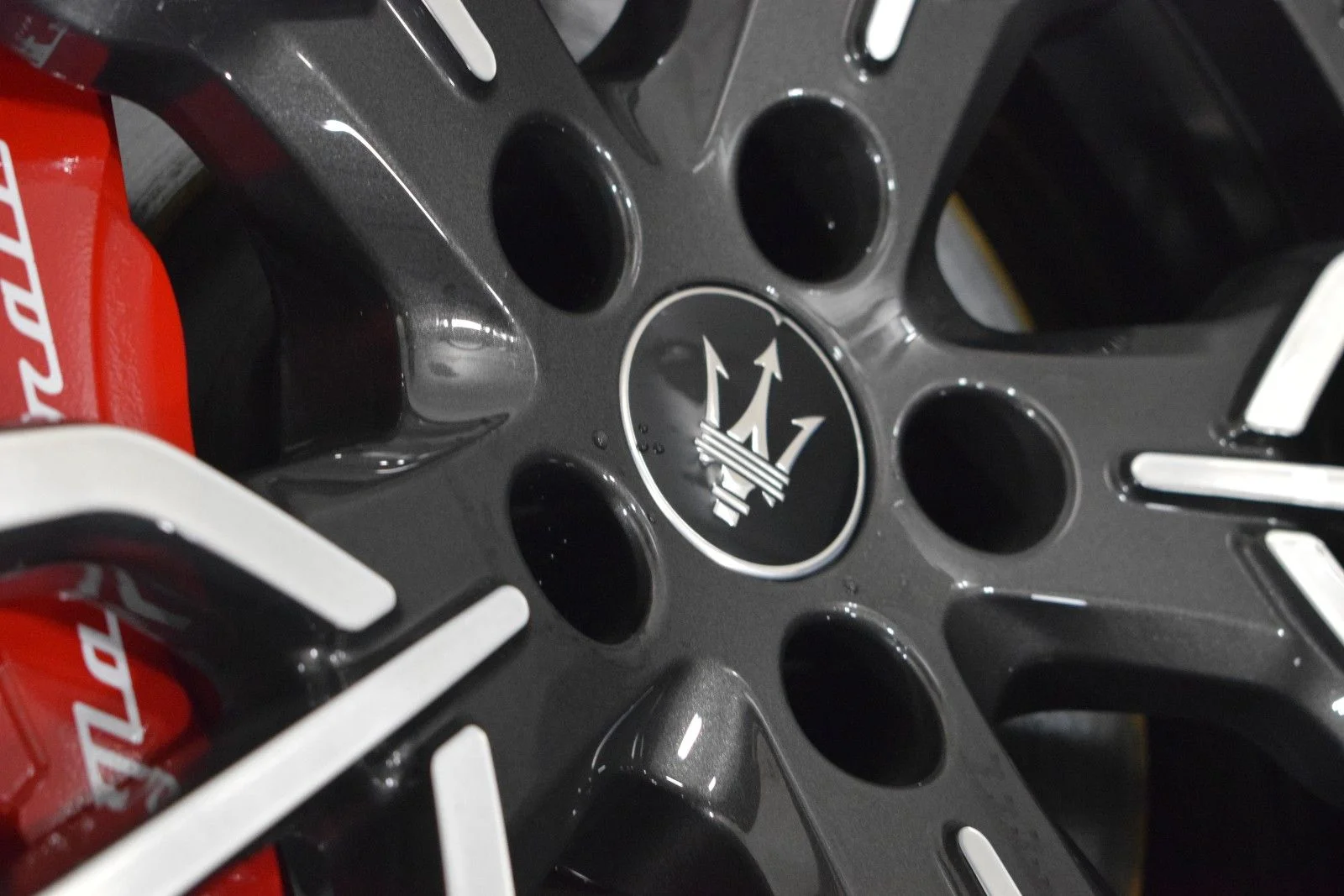 Certified Used 2024 Gray Maserati  image 19