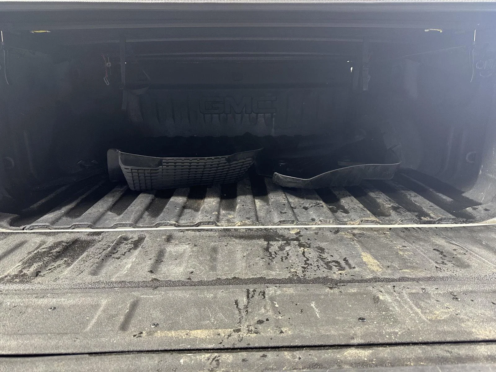 Used 2018 Summit White GMC SLT image 31