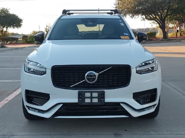 Used 2021 White Volvo T6 R-Design image 8