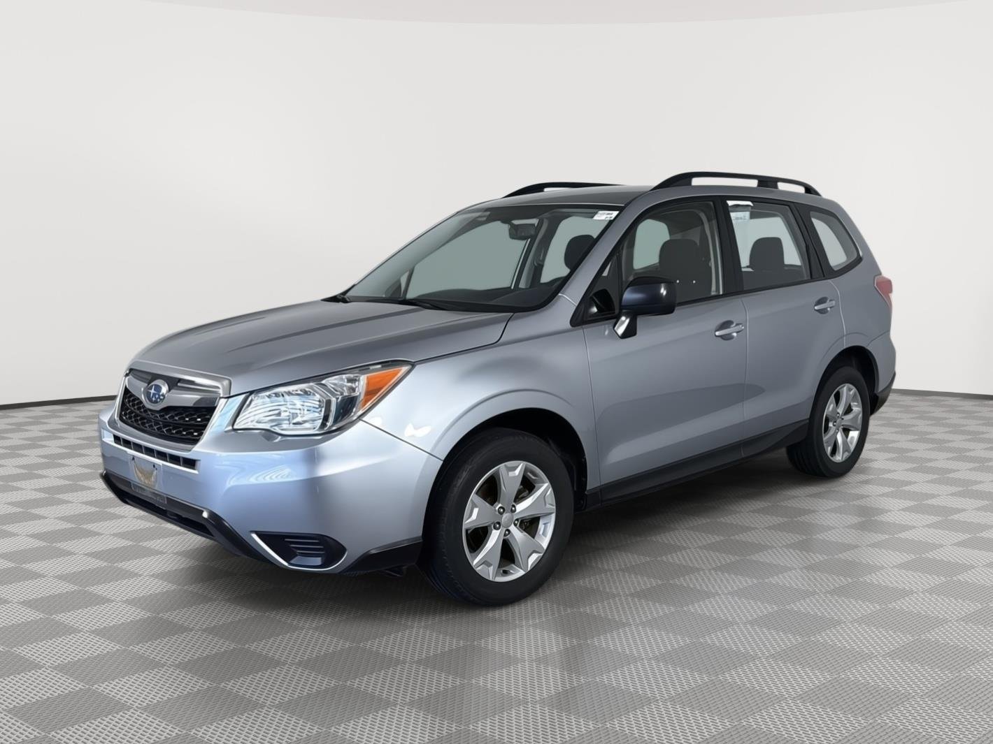 Used 2016 Ice Silver Metallic Subaru 2.5i image 2