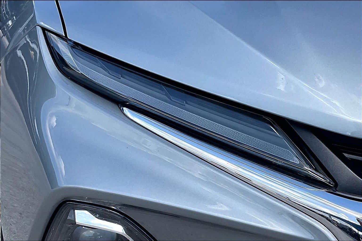 Used 2024 Sterling Gray Metallic Chevrolet LT image 26