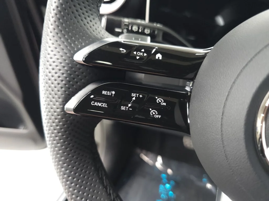 Certified Used 2026 Black Mercedes-Benz GLC 300 image 10