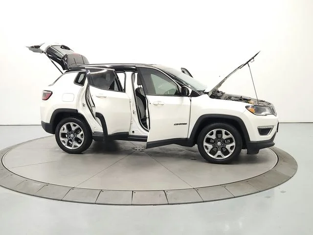 Used 2018 White Jeep Limited image 17