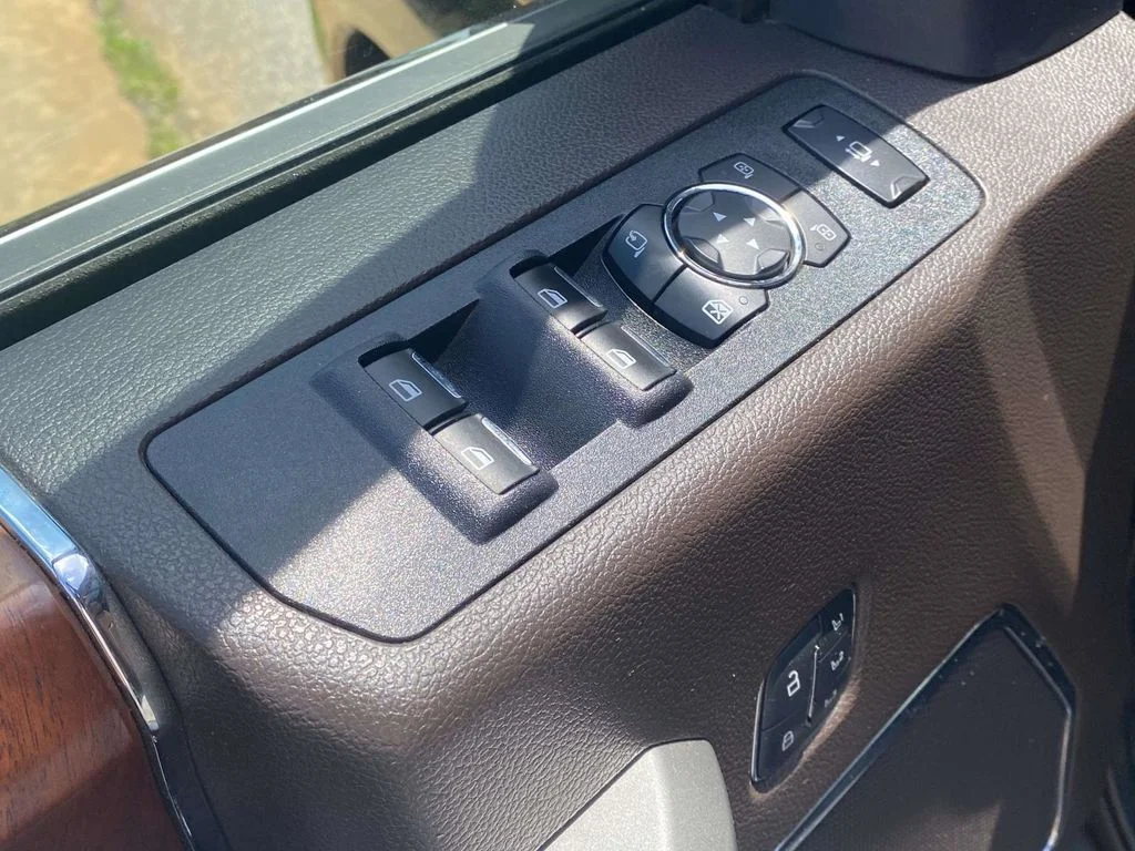Used 2022 Black Ford King Ranch image 20