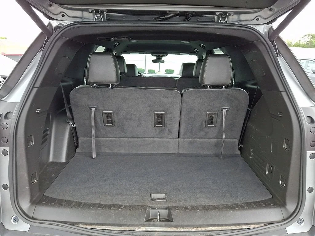 Used 2023 Sterling Gray Metallic Chevrolet LT Leather image 64