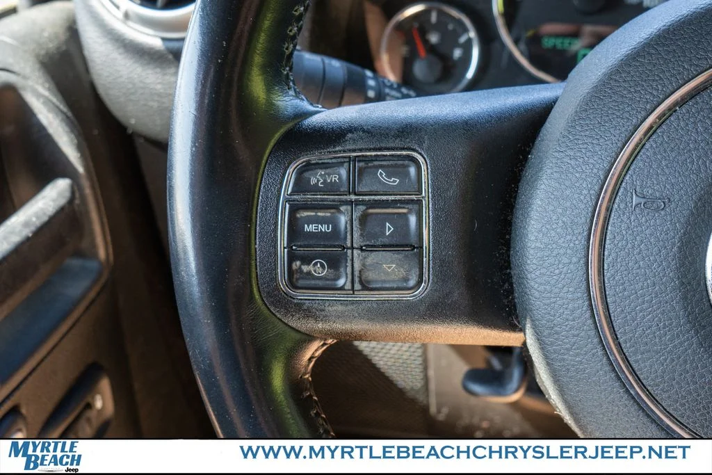 Used 2018 Granite Crystal Metallic Clearcoat Jeep Unlimited Sahara image 29