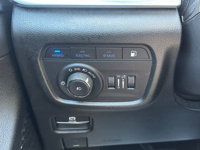 Used 2023 White Jeep Overland 4xe image 20