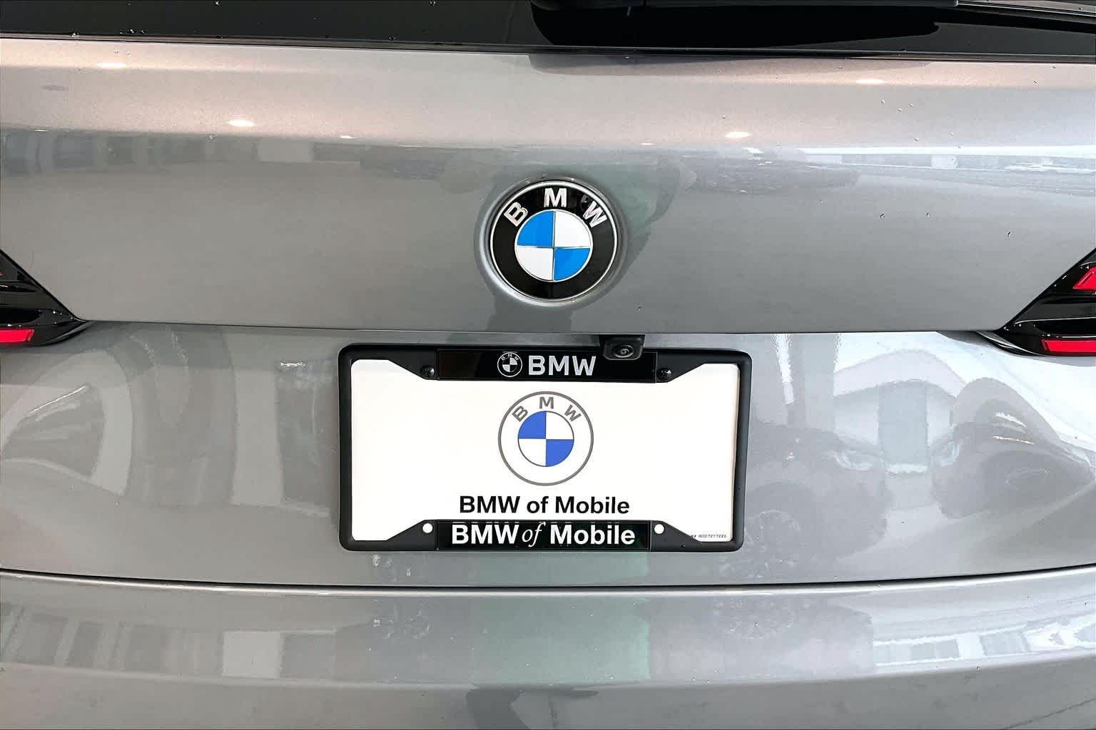 Used 2026 Skyscraper Grey Metallic BMW sDrive40i image 30