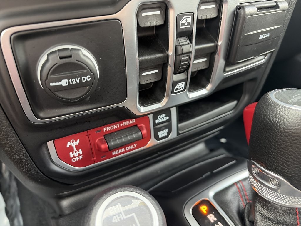 Used 2023 Gray Jeep Rubicon image 24