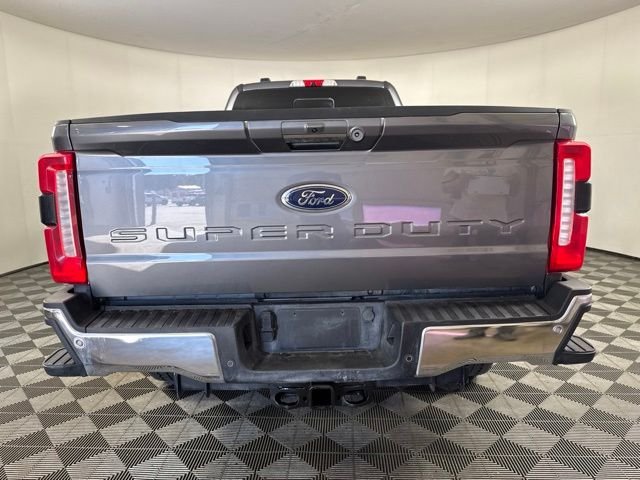 Used 2024 Gray Ford Lariat image 22
