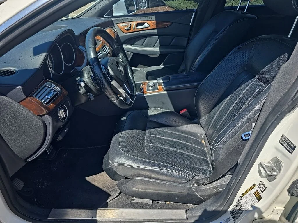 Used 2014 White Mercedes-Benz CLS 550 image 7