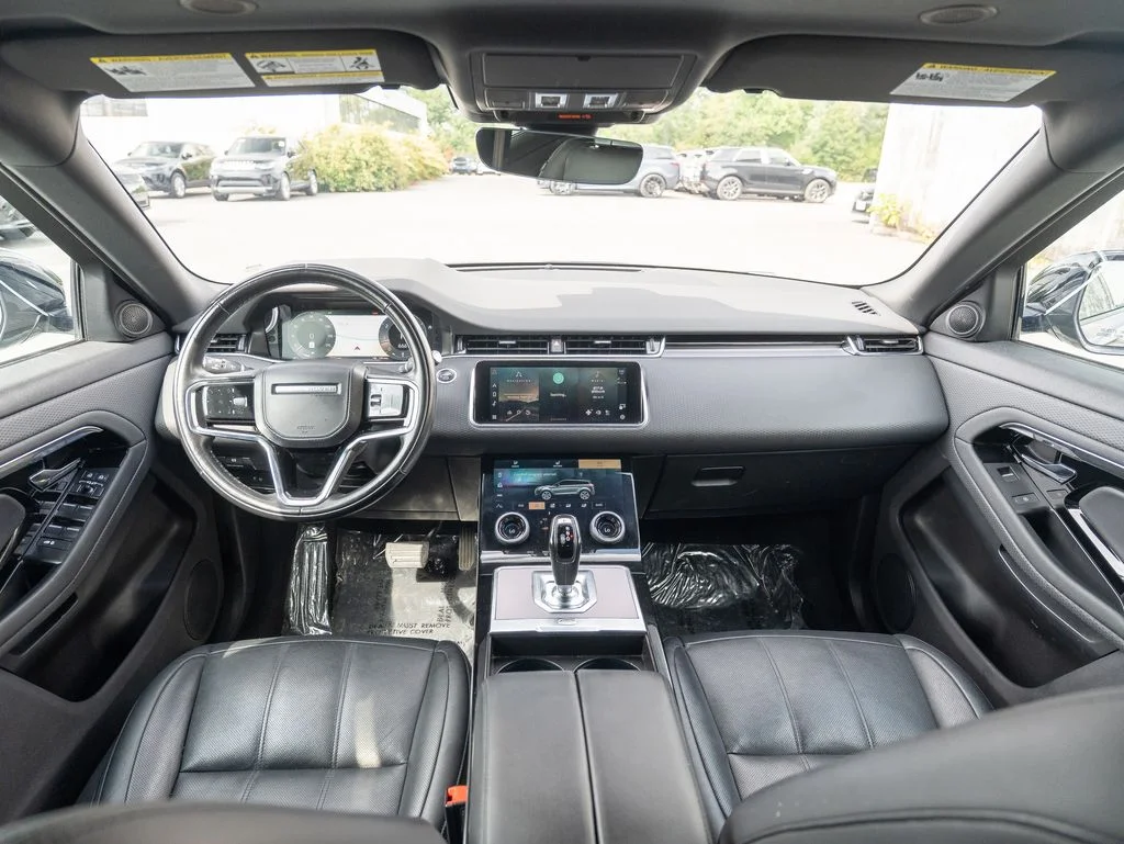 Used 2023 Black Land Rover S image 17